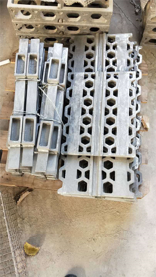 網(wǎng)帶爐導(dǎo)軌和托盤(pán)批發(fā) 網(wǎng)帶爐導(dǎo)軌和托盤(pán)批發(fā)